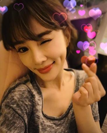 笔芯是什么意思?为什么用手指比爱心手势被称为笔芯?如何笔芯