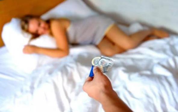 女生说记得带伞是什么意思?女生说记得带雨伞的段子