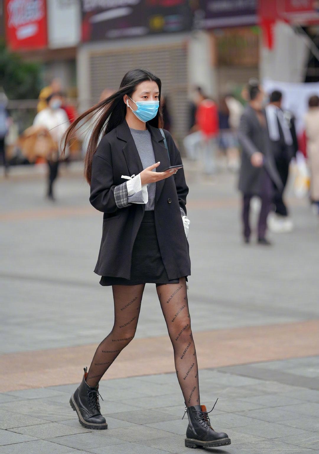 巴黎世家是什么梗（丝袜中的“兰博基尼”）