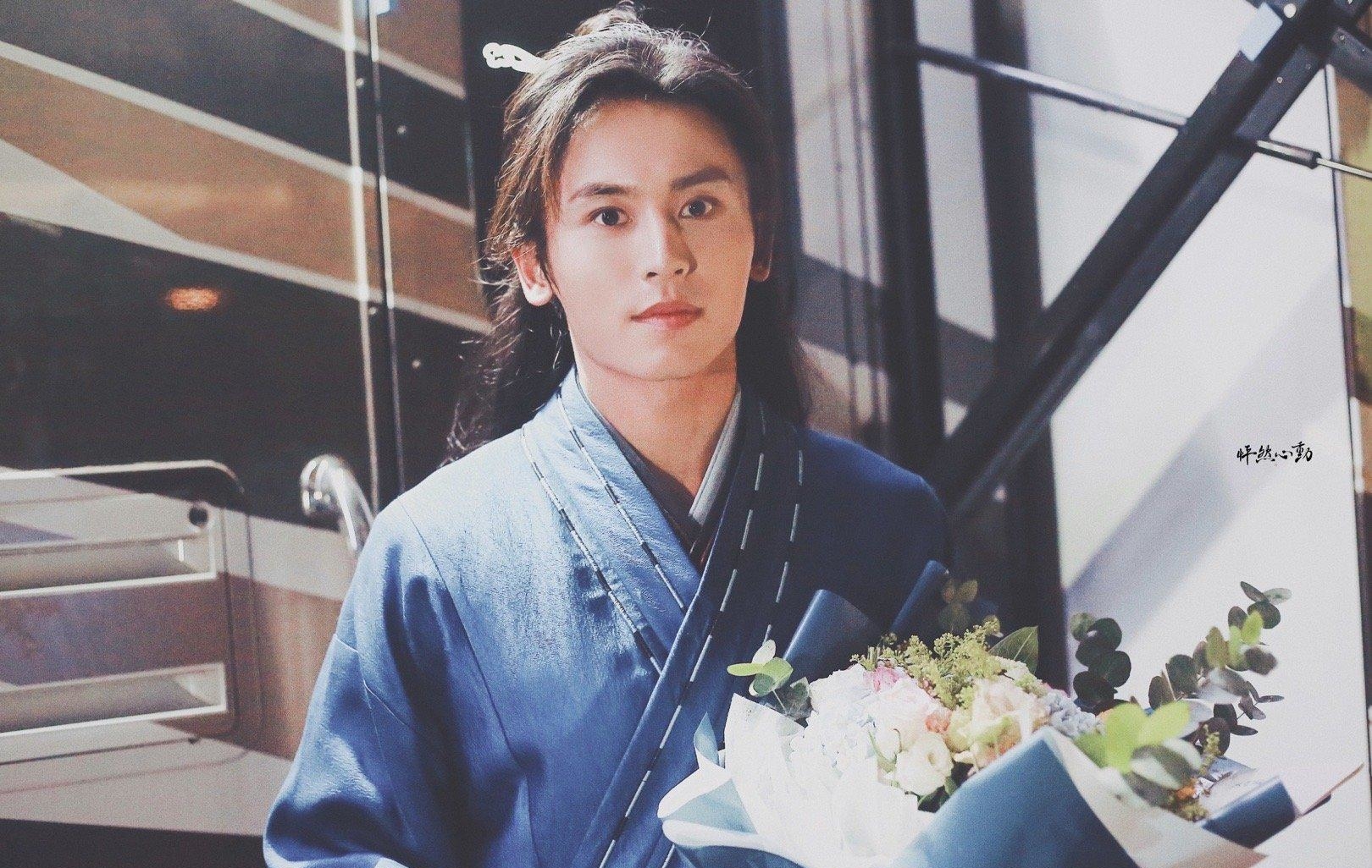 十年硬汉无人知 一朝老婆天下闻