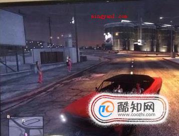 GTA5如何让美女上车
