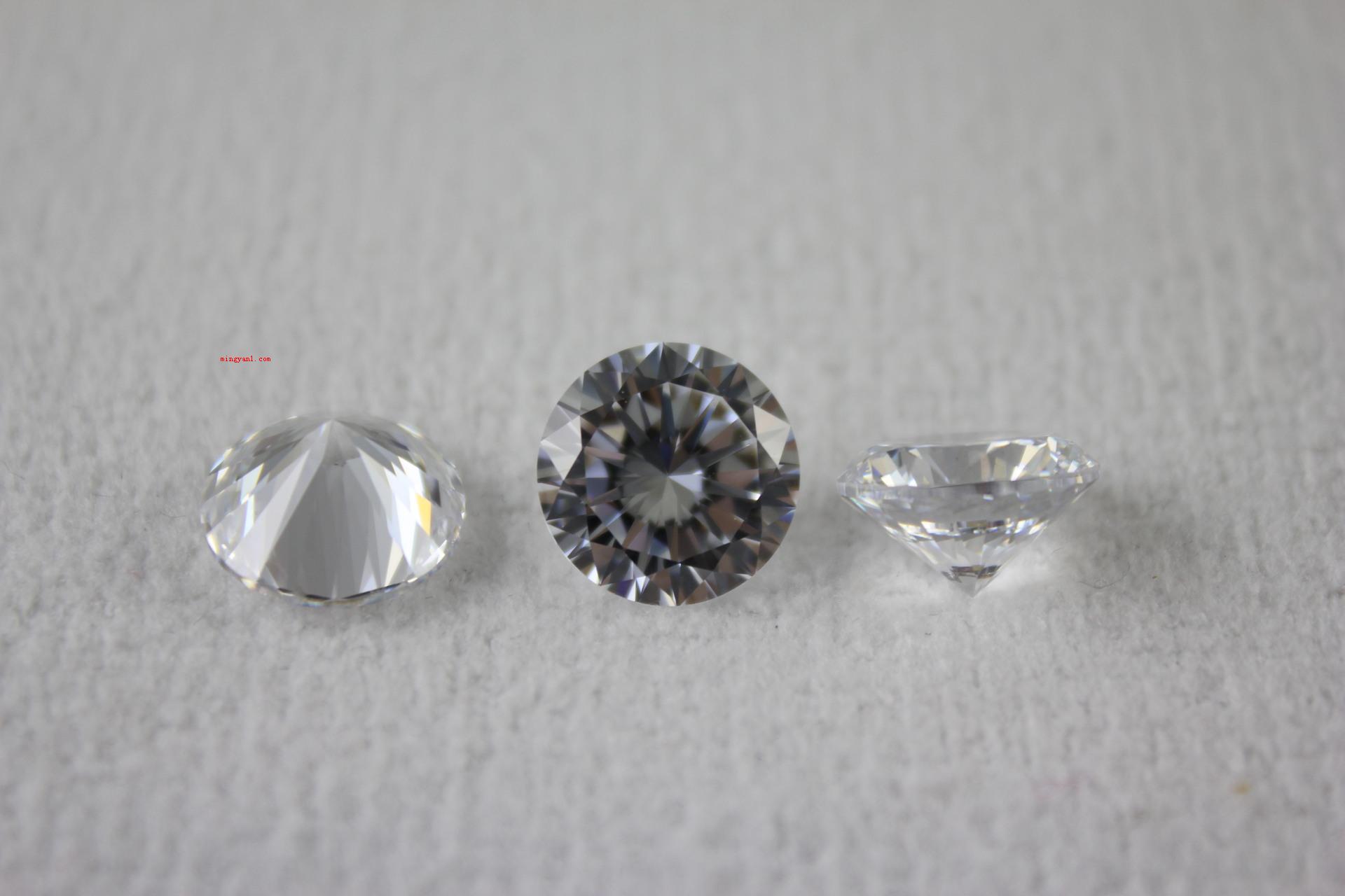 锆石和钻石的区别是什么？