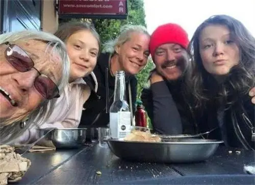 蚝爹油是什么意思(蚝爹油是什么梗?蚝爹是英语)