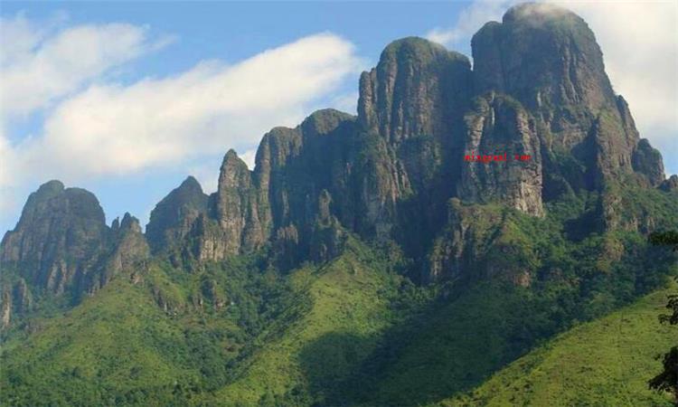 五指山在哪里（海南五指山哪个地方最好?）