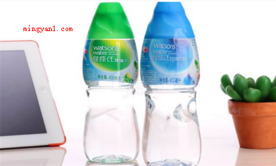 蒸馏水导电吗(蒸馏水与别的矿泉水有什么区别?)
