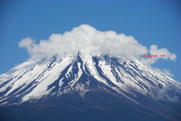 有雨山戴帽无雨半山腰什么意思(简略回应“有雨山戴帽,无雨半山腰”)
