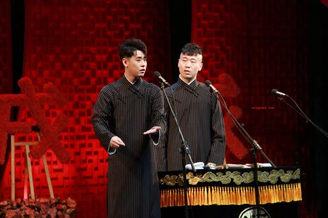 封箱演出是什么意思?(封箱是京戏,相声小品,等戏班的旧俗,指戏班年尾歇息)