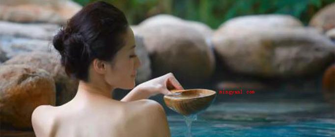 泡温泉需要准备哪些东西?(泡温泉必须提前准备,只必须备些零花钱就可以)