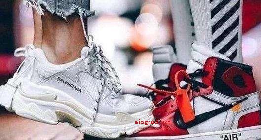 网络上的aj什么意思?(01aj是AIR JORDAN 品牌的简称,中文名)