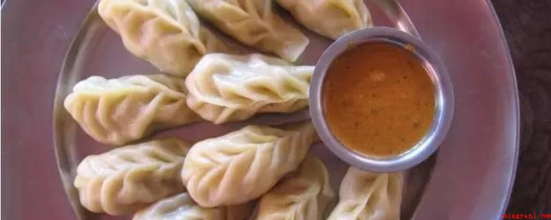 冬至为什么吃饺子(纪念医圣张仲景冬至吃水饺)