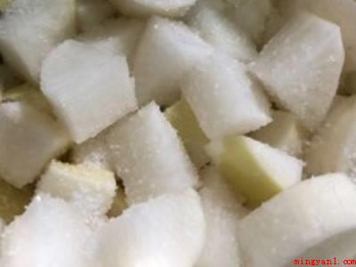 泡白萝卜怎么泡又脆又好吃(泡白萝卜如何泡又脆又美味)