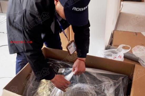 厨房抽油烟机怎么安装(厨房抽油烟机时,最先用卷尺精确测量好)