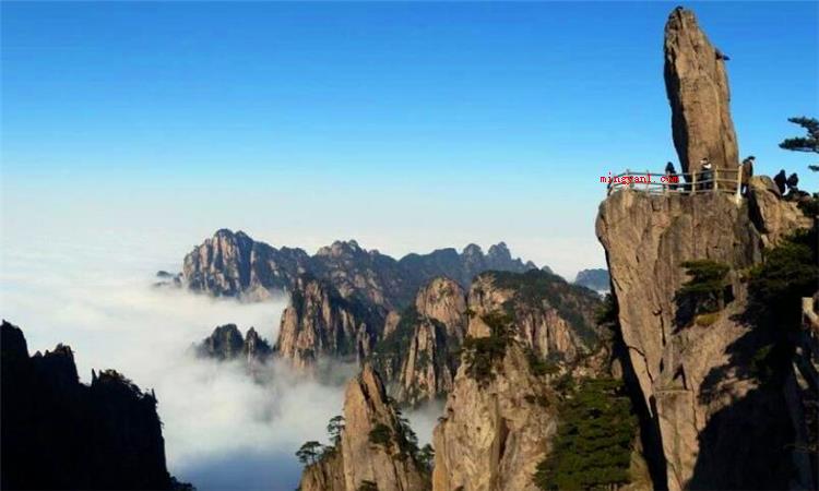 五岳归来不看山的下一句(简略回应五岳归来不看山的下一句是黄山回归不要看岳)