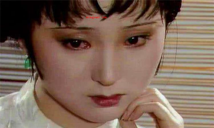 多愁善感是什么意思(简略回应多愁善感是个中文成语)