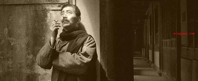 俯首甘为孺子牛上一句是什么意思?(俯首甘为孺子牛上一句是横眉冷对千夫指)