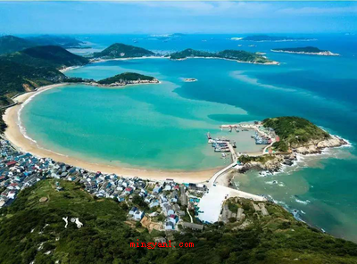 分明在湖上打一地名?(201日月潭)