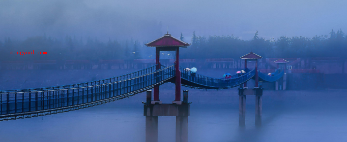 如烟细雨是什么意思?(古诗词:如烟细雨意思是雨很细,像轻烟一般。)