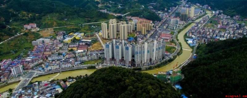 郊区和市区有什么区别(辐射源周边城市作用的地区有哪些?)