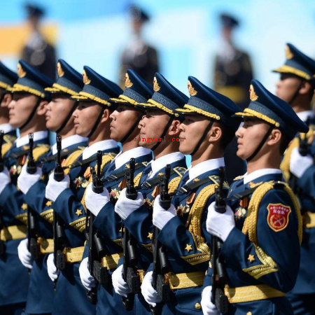 一个排有多少人？（中国海军为例子:中国如今军队推行33制,即一个排约有30人）