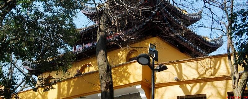 灵岩山海拔多少米(灵岩山海拔是182米。)