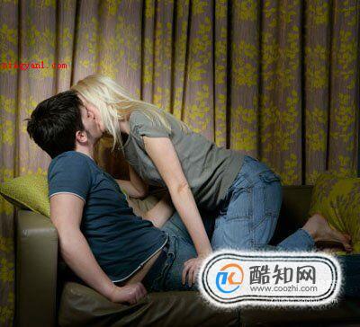 教你怎么接吻，接吻的技巧（如何接吻 接吻的方法都有哪些）
