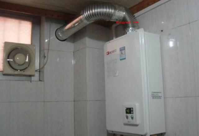 燃气热水器冻了不出热水怎么办?(燃气热水器开展防护措施)