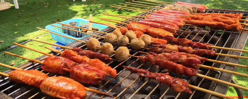 什么叫芭比q(芭比Q即BBQ,指户外烧烤)