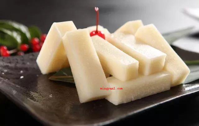 年夜饭吃哪几个菜最吉利?(团圆饭吃鱼、吃虾、吃粽子、吃鸡游戏、吃年糕、吃煎堆、吃如意菜)