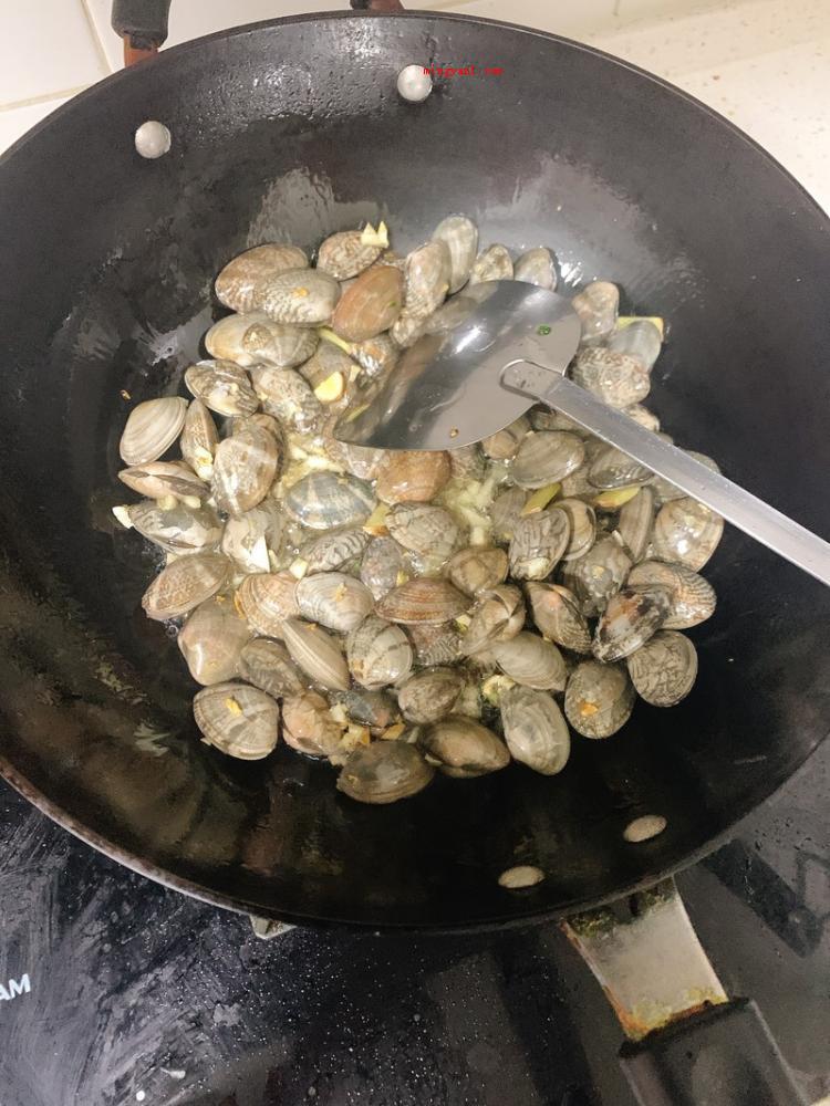 花甲怎么做好吃又简单(花甲怎么做才可以好吃?)