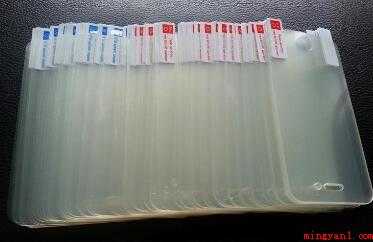 手机上怎样贴膜