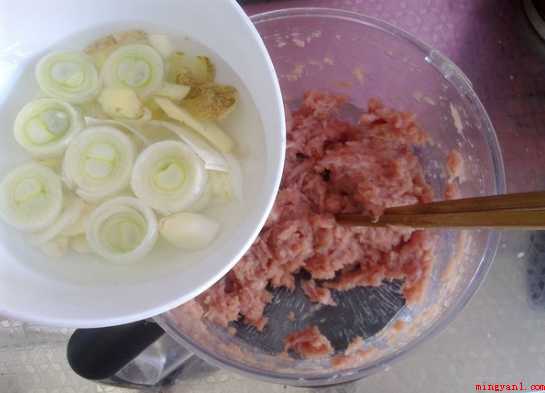 馄饨馅怎样做
