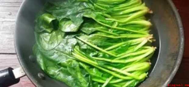 怎样做菠菜炒鸡蛋
