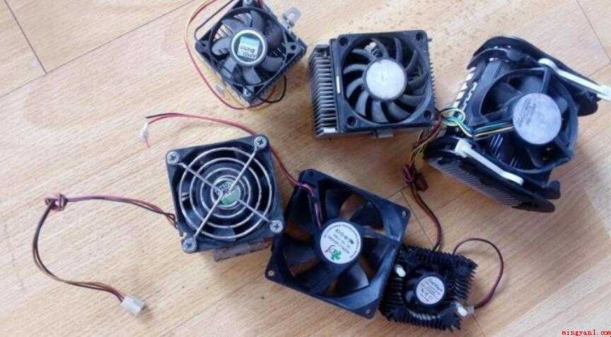 一台电脑里有多少个风扇