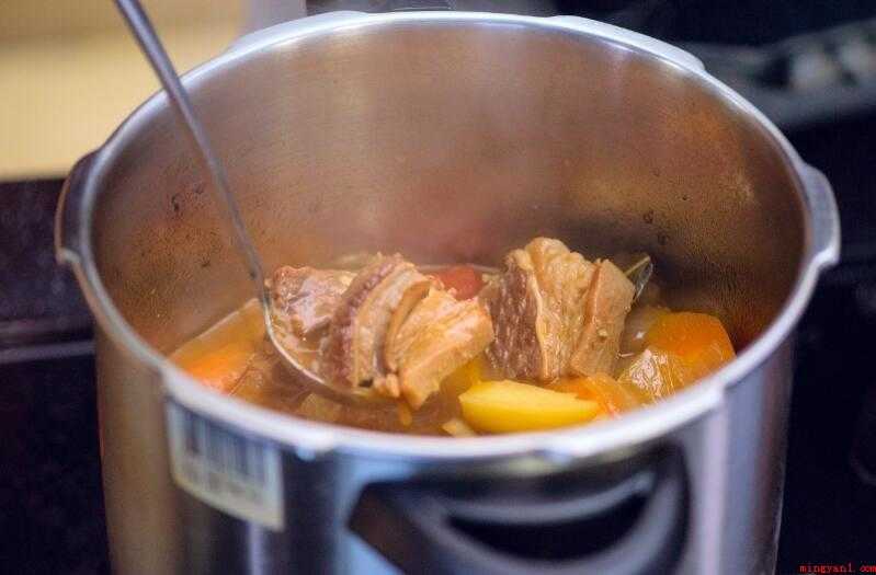 高压锅炖牛肉多少分钟