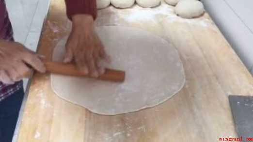 如何做葱油饼