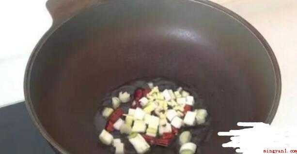 白菜炖粉条不放肉的做法是什么