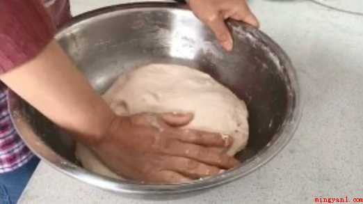 如何做葱油饼