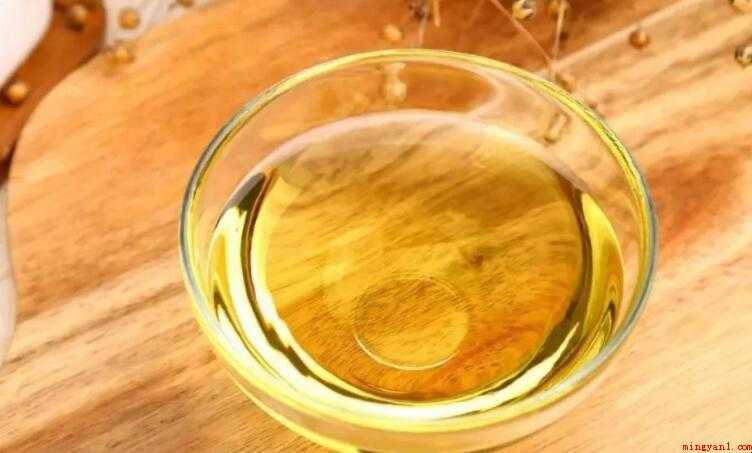 食用油的沸点是多少度