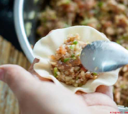 香菇猪肉饺子馅怎样做