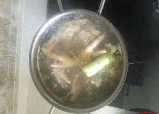 柠檬泡椒凤爪怎么做