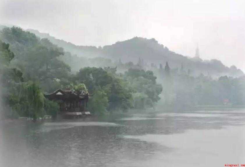 山色空蒙雨亦奇的意思是什么