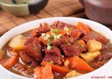 怎样做牛肉炖萝卜