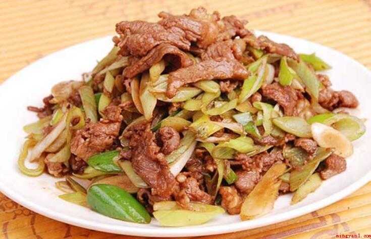 怎么做葱爆羊肉