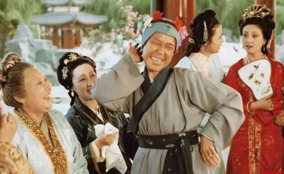 《红楼梦刘姥姥进大观园》出自哪这书