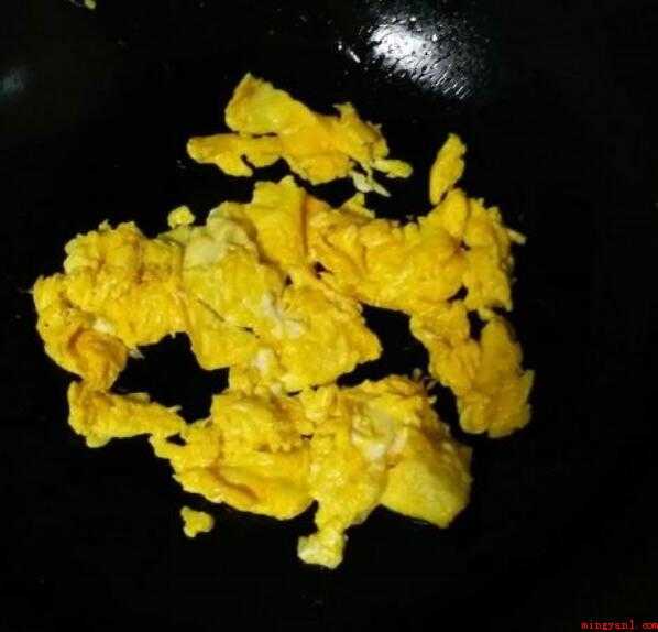 洋葱炒鸡蛋的做法是什么