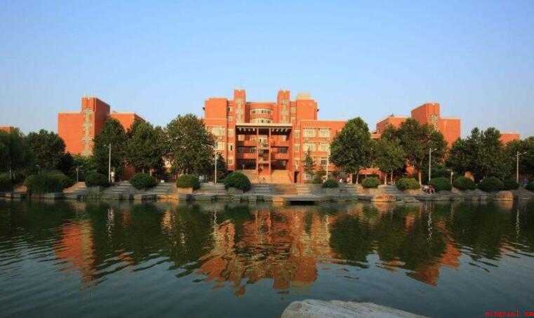 郑州大学
