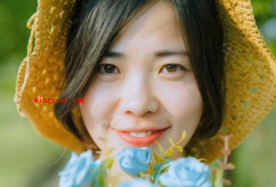 笑靥如花什么意思（简略回应实际上笑靥如花这一词语的意思是形容女子的笑脸像花儿一）