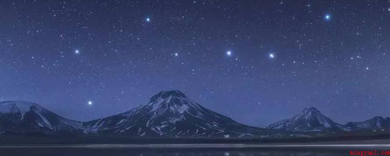 北斗星属于哪个星座(北斗星属于大熊星座,是由天枢、天玑、天权、玉衡、开阳、摇光这)