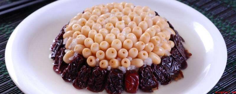 冰糖湘莲是哪个菜系(冰糖湘莲是湖南的一道传统式特色球甘蓝,归属于湘菜系)