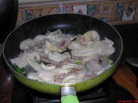 凤尾菇怎么炒好吃
